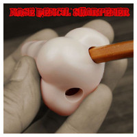 NOSE PENCIL SHARPENER – 鼻の穴で鉛筆けずり